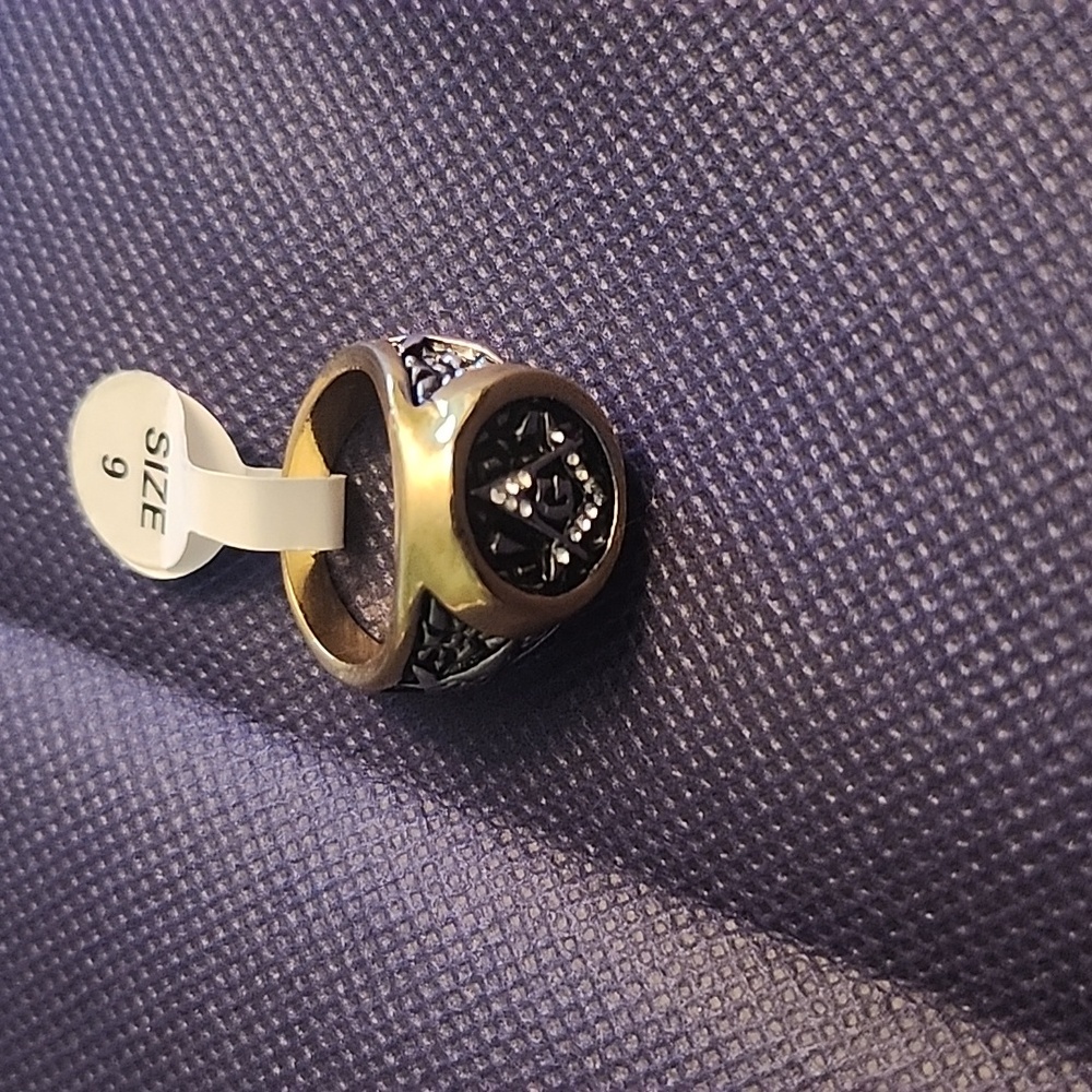 Ring size 9